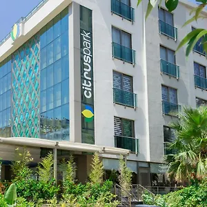 Citrus Park Otel